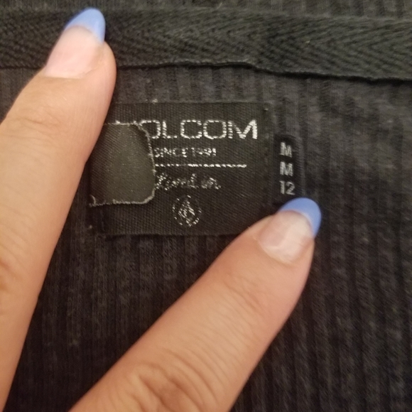 Volcom 5 shirt bundle - Picture 8 of 11